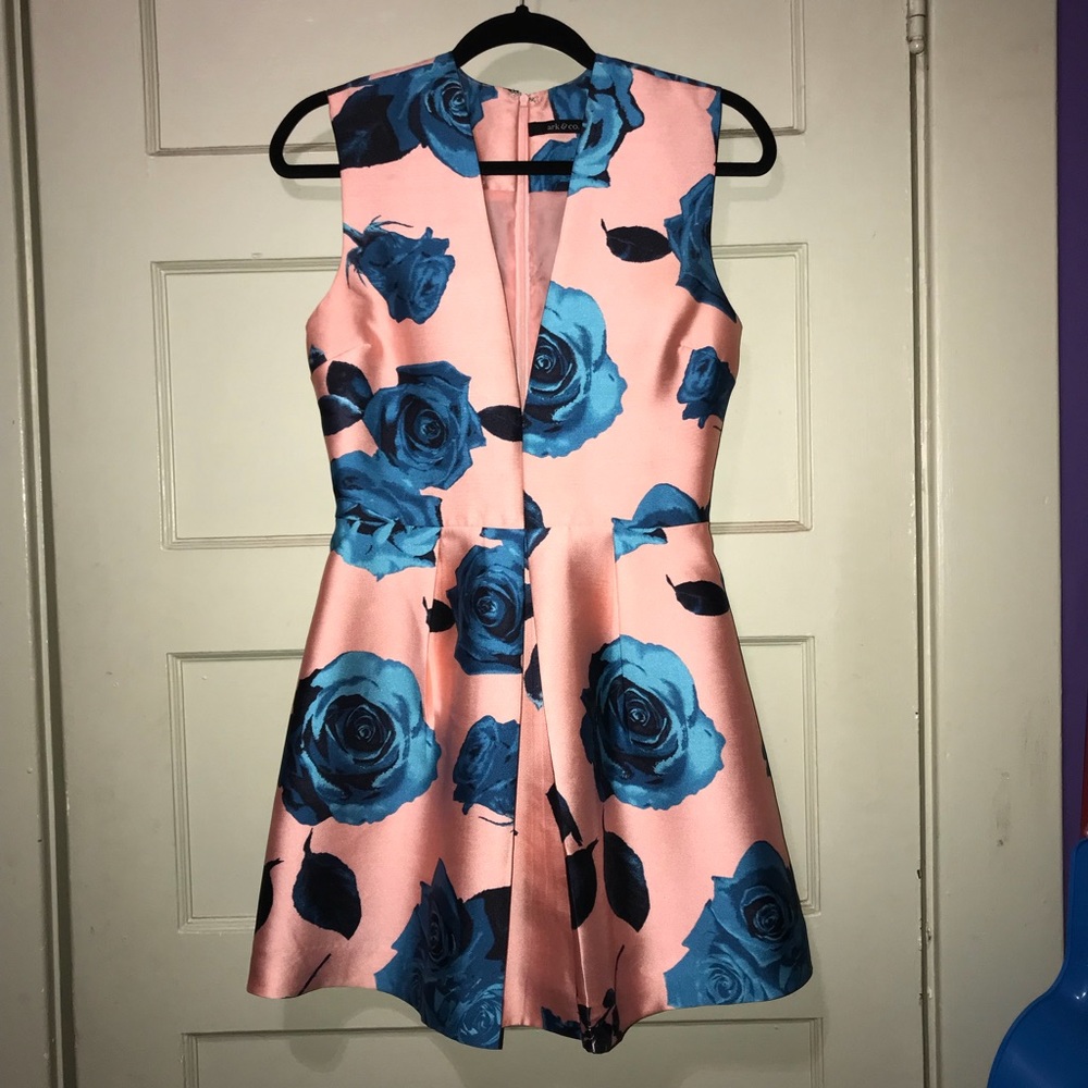 Floral Cocktail Dress💕💕💕